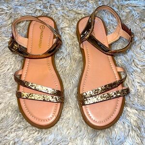 Gold girls sandals